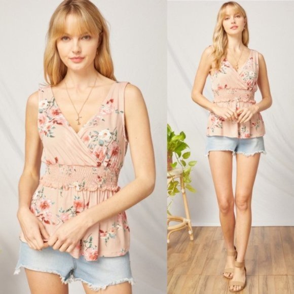 Entro | Ellie Floral Print Surplice Sleeveless Smocked Top Ruffle Cottage Medium - Picture 1 of 14